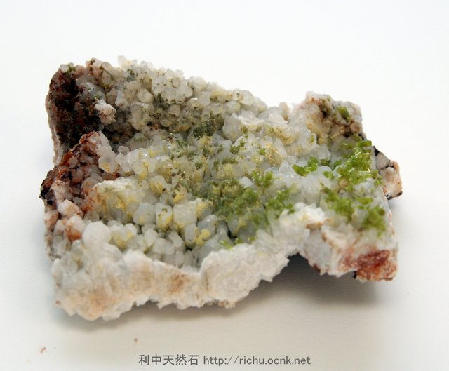 緑鉛鉱（パイロモルファイト）オンクォーツ02