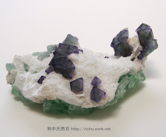 八面体蛍石原石 (フローライト)14 (Octahedron Fluorite)