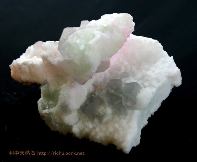 蛍石水晶共生 (light green fluorite)03 