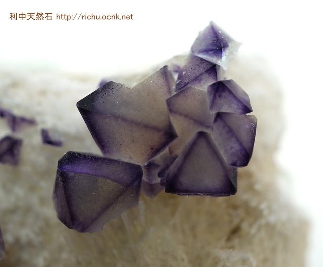 八面体蛍石原石 (フローライト)44 (Octahedron Fluorite)