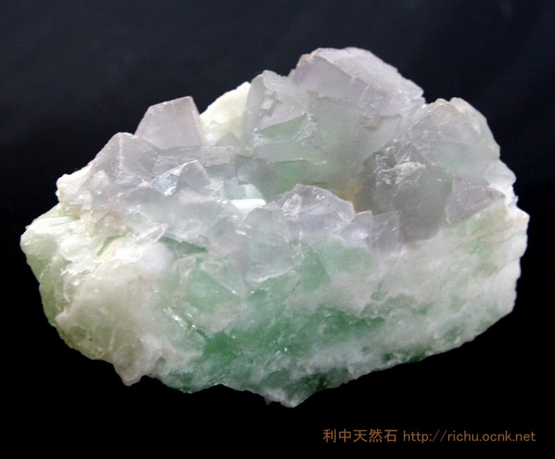 蛍石と水晶共生 (フローライトとクォーツ) (Light Green Fluorite) 01